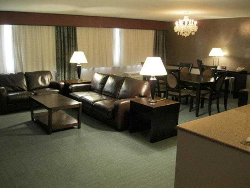 Causeway Bay Hotel Лансинг Ресторан фото